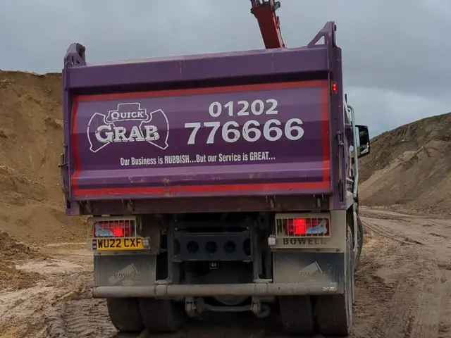 Quick Grab lorry rear view, Lilliput grab hire fleet